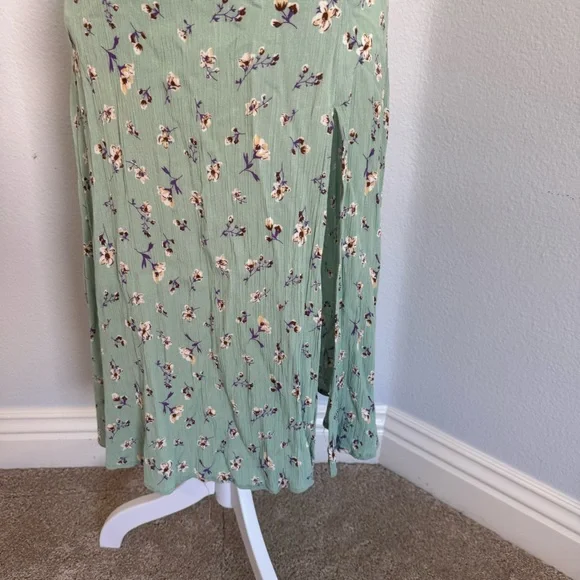 Showpo. Champion Spirit Dress - Picture 5 of 10